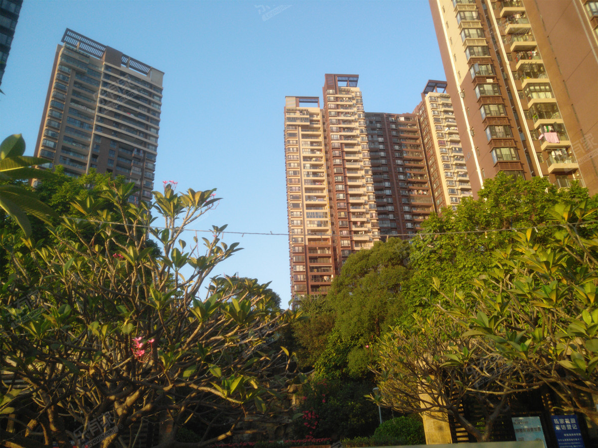 新福港鼎峰精装4房诚心出售,广州黄埔区黄埔区府鼎峰