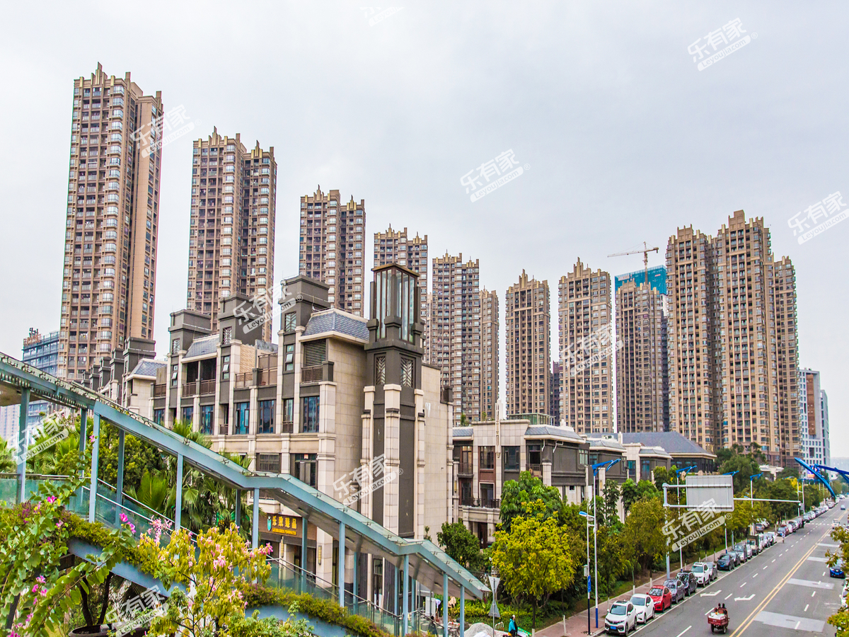 依岸康堤花园