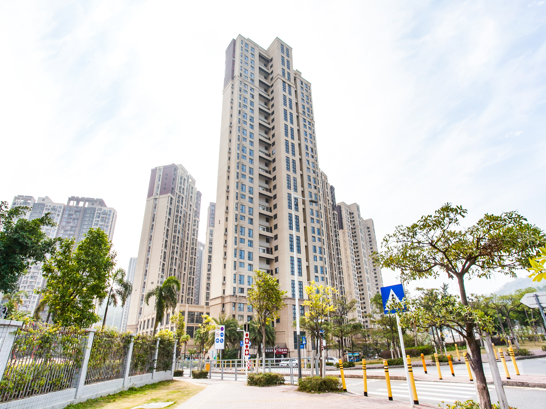 深圳金地名峰_小区介绍_二手房租房房价-乐有家