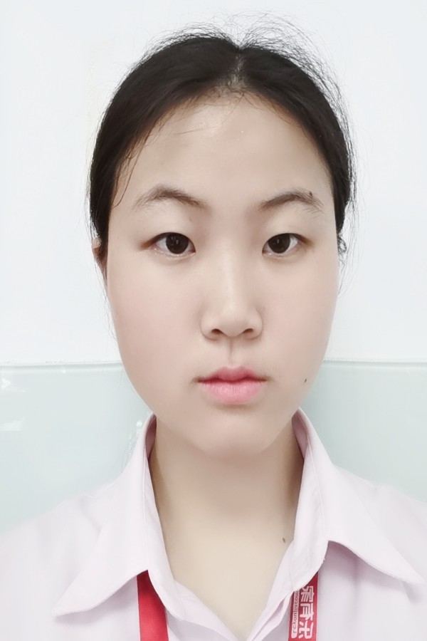 黄洁