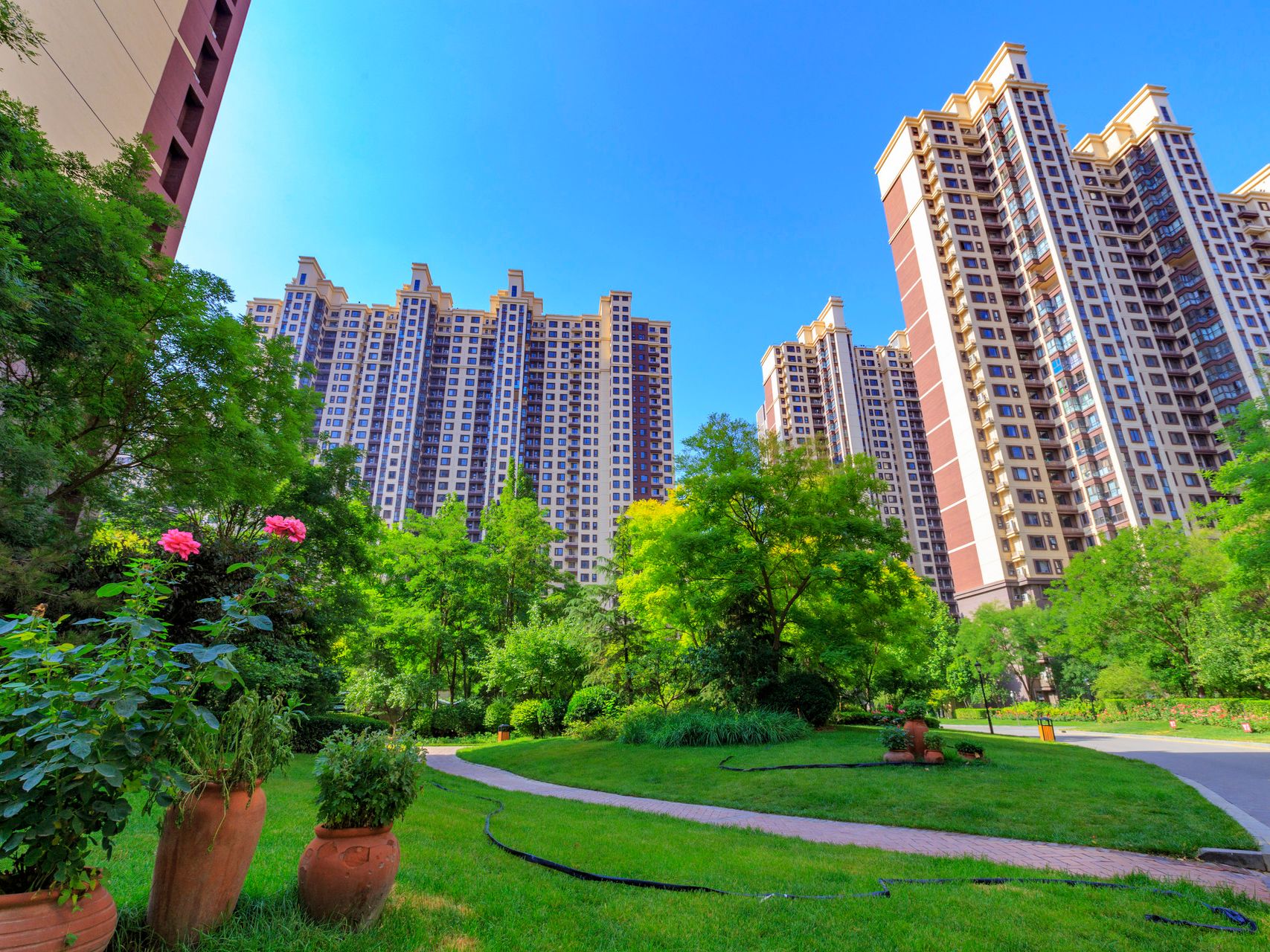 “2.8”新政后，那些成交量不降反增的“硬核抗跌”楼盘 - 乐有家