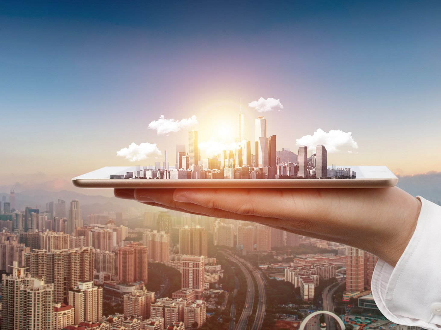 19位富豪围猎，1.32亿成交！深圳又拍出天价豪宅 - 乐有家