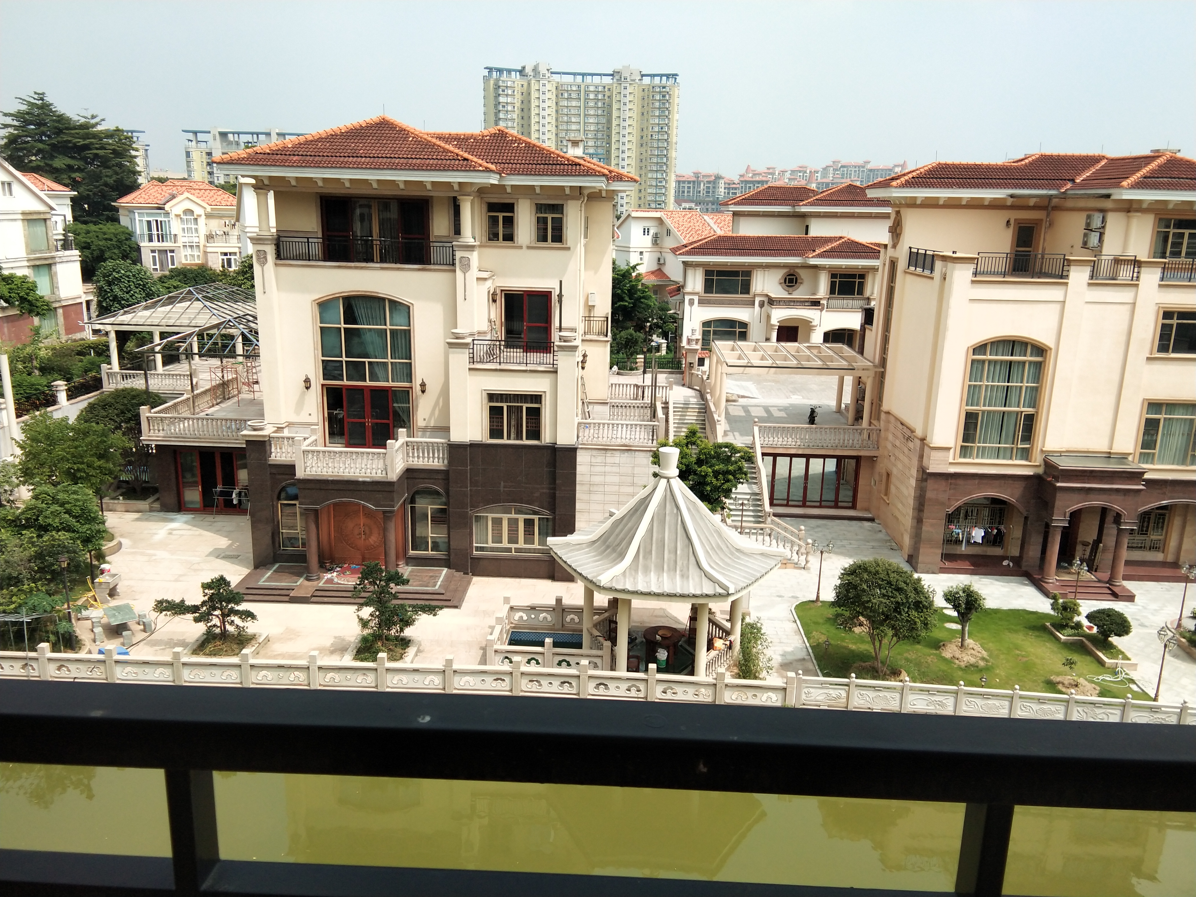 碧水天源星湖岸别墅